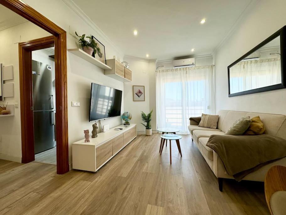 Apartment Fancy City Center Soho With Terrace & Ac
